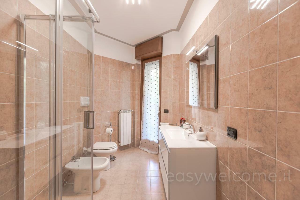 Easy Welcome Casa Rosada Nova Milanese Exterior photo